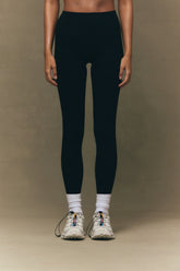 SET ACTIVE Website Store | FORMCLOUD® CLOUD HIGH-RISE LEGGINGS - ONYX
