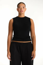 SET ACTIVE Online | RIBBED MODAL BODY MUSCLE TANK - ONYX