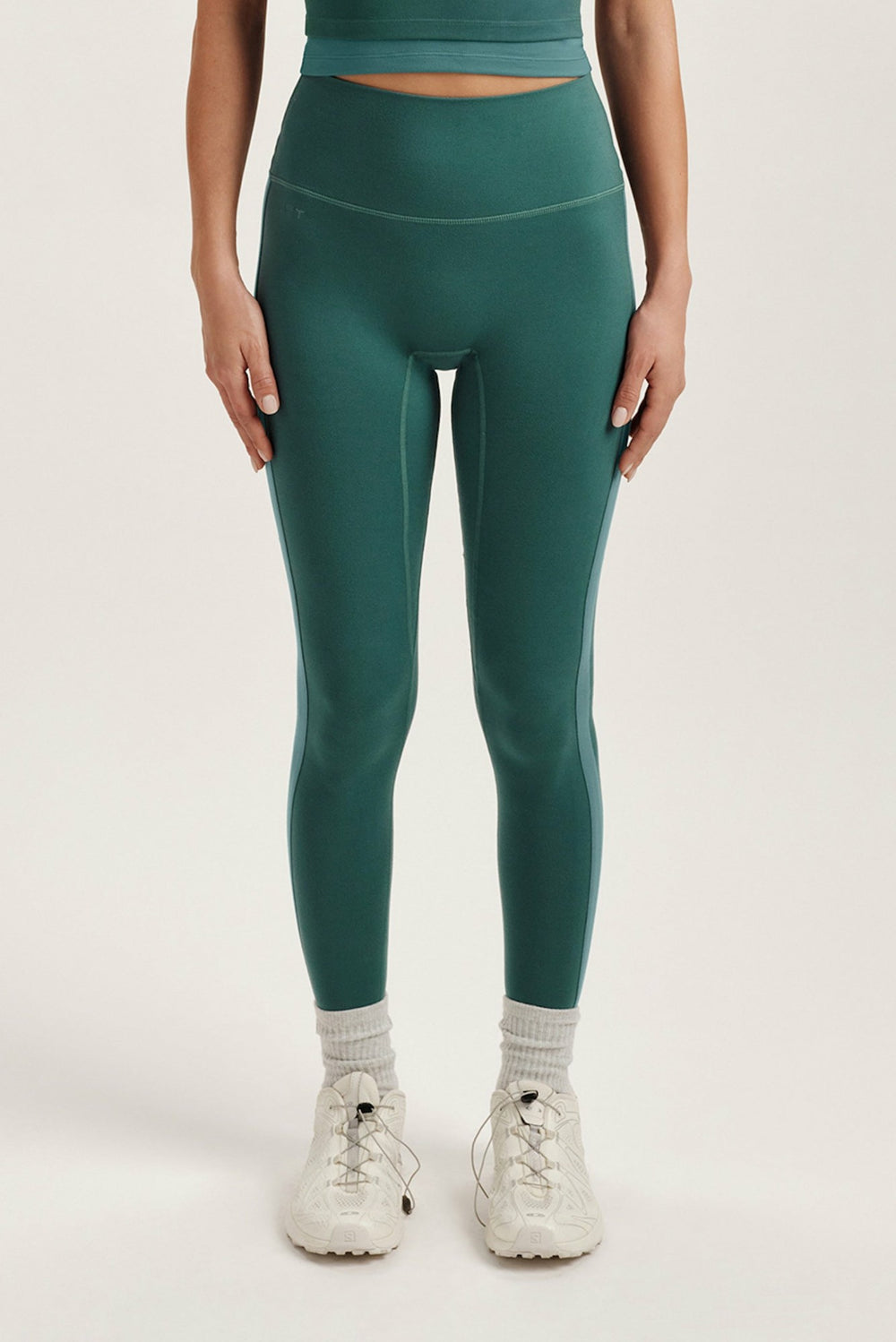 SET ACTIVE US | FORMCLOUD® CLOUD LINE LEGGINGS - SYNC