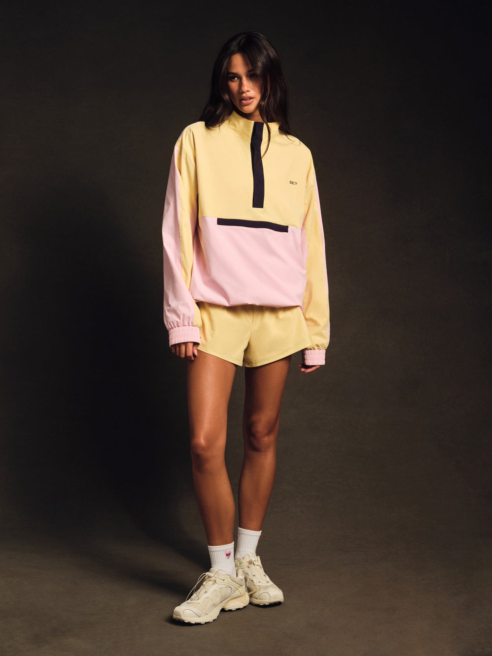 SET ACTIVE Online | NYLON TRACK 90'S PULLOVER - TAFFY