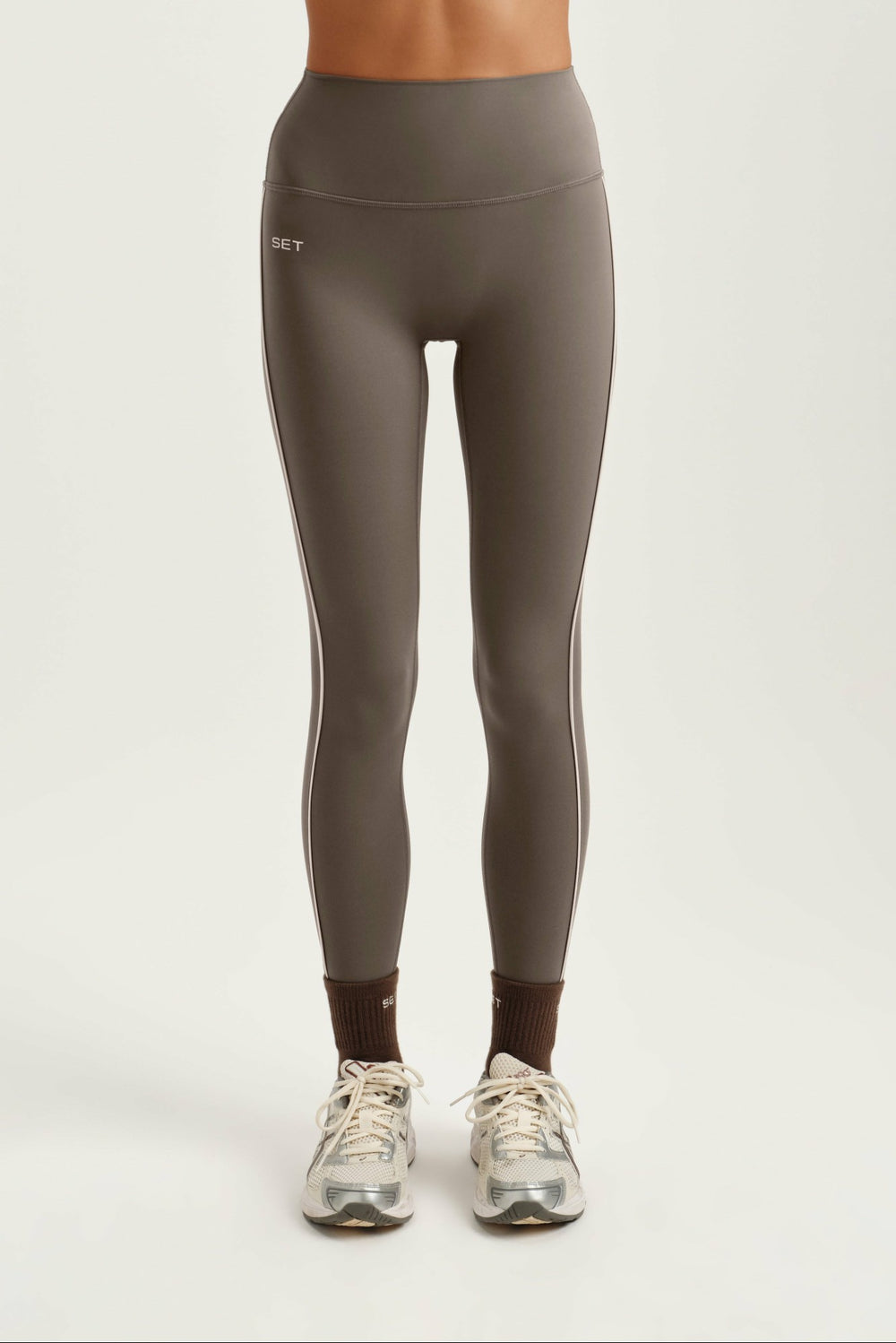 SET ACTIVE Sale | BREATHE 1.0 PIPE LEGGINGS - GRAIN