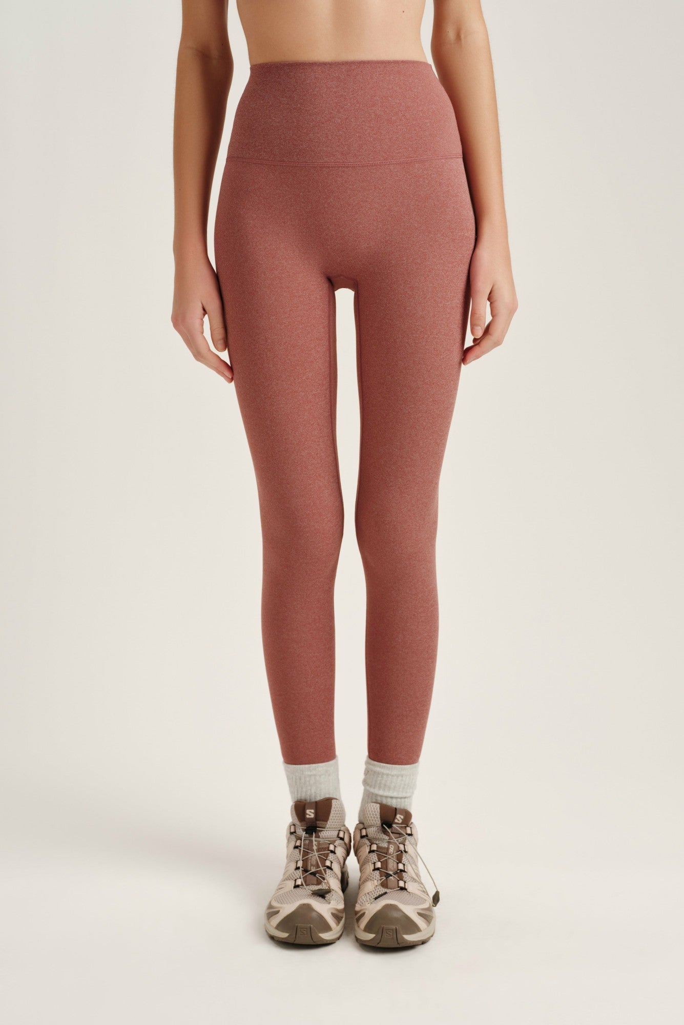 SET ACTIVE US | SPORTBODY® SPORTY HIGH-RISE LEGGINGS - SEPIA