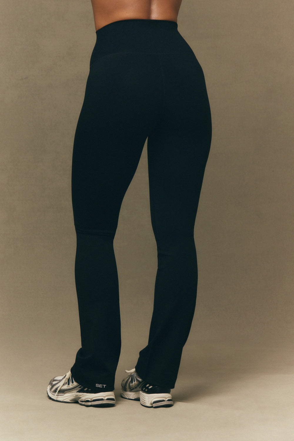SET ACTIVE Discount | SPORTBODY® SPORTY STRAIGHT HIGH-RISE LEGGINGS - ONYX