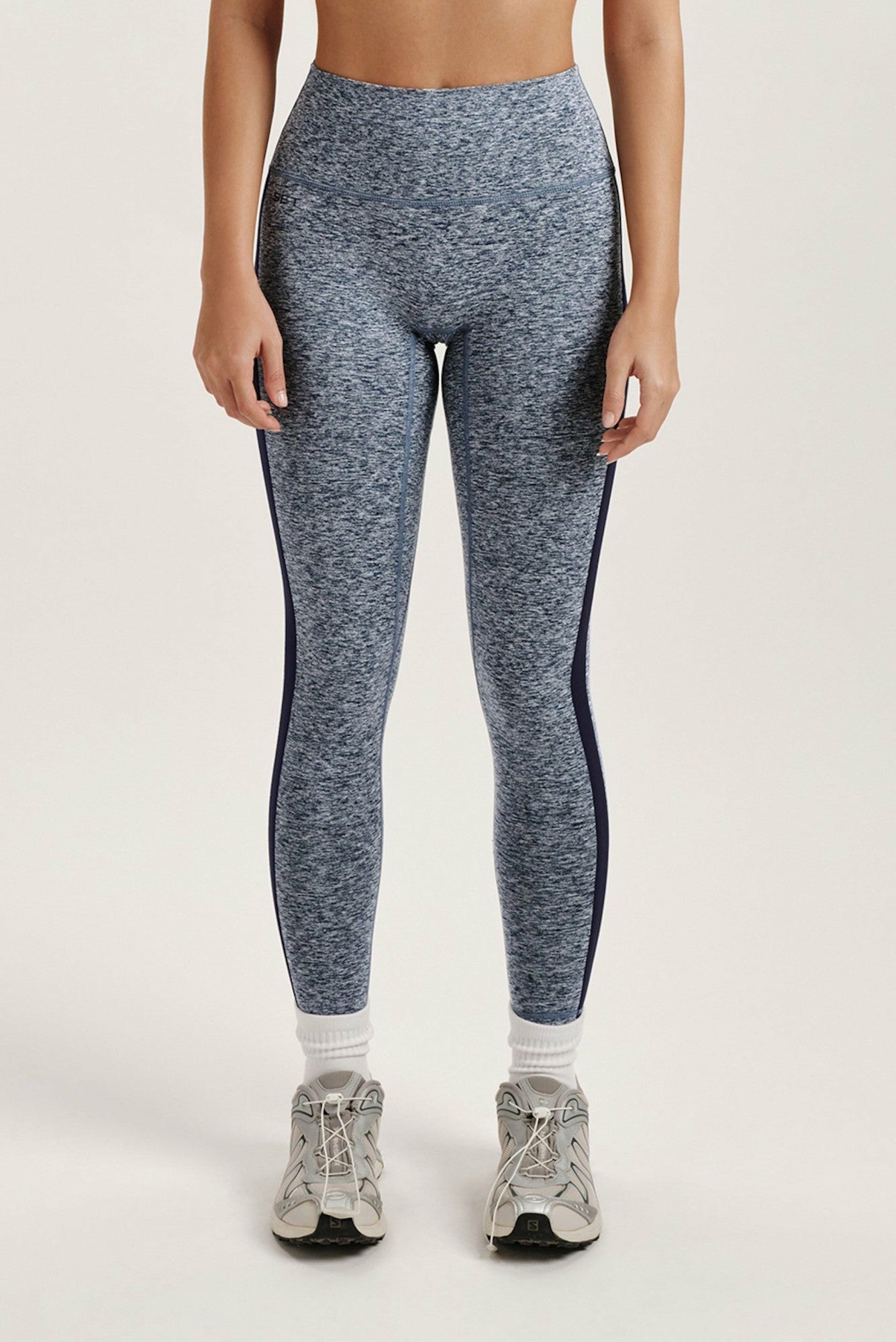 SET ACTIVE For Sale | FORMCLOUD® CLOUD LINE LEGGINGS - TETHER