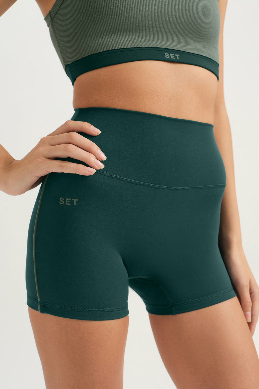 SET ACTIVE Outlet | SPORTBODY® SPORTY PIPE SHORTS - NOCTURNAL