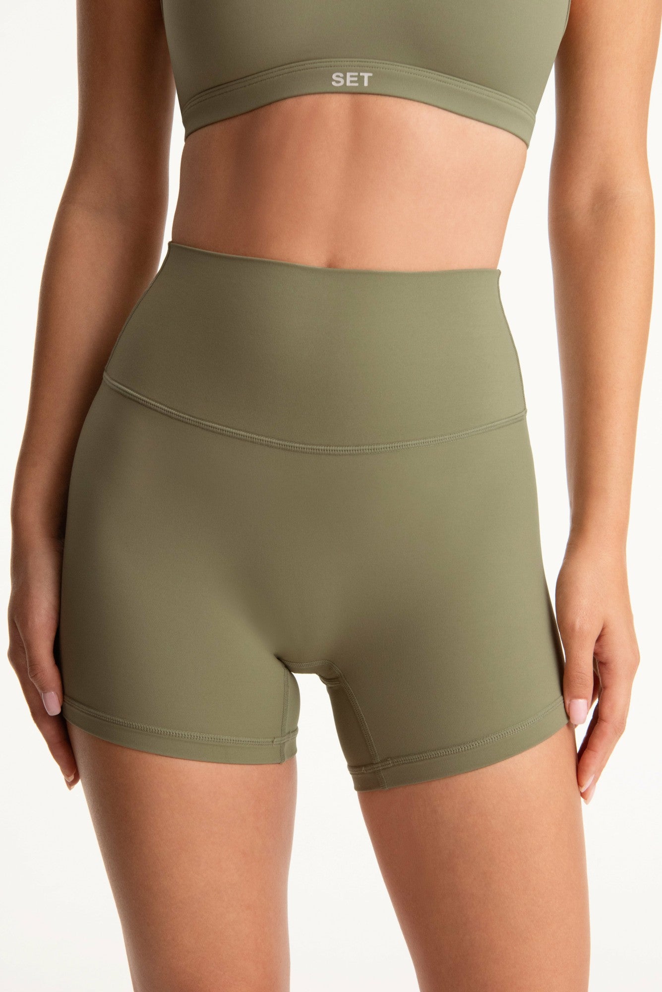 SET ACTIVE Online | BREATHE 1.0 PARKE SHORTS - BEACHGRASS