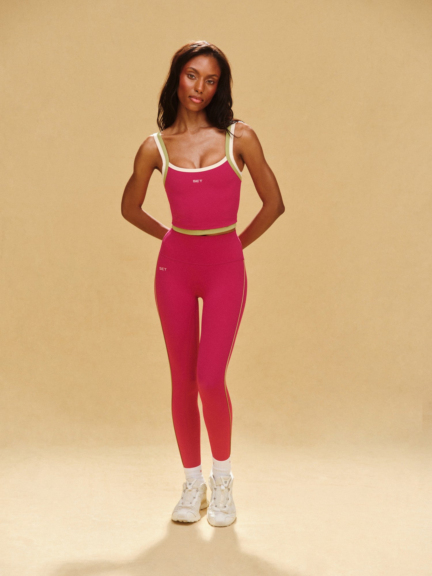 SET ACTIVE Outlet | BREATHE 1.0 CONTRAST DOUBLE STRAP TANK - HIBISCUS