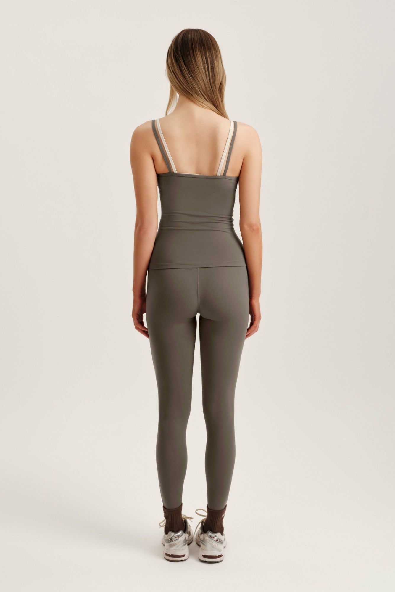 SET ACTIVE Sale | BREATHE 1.0 LAYERED MOVE TANK - GRAIN