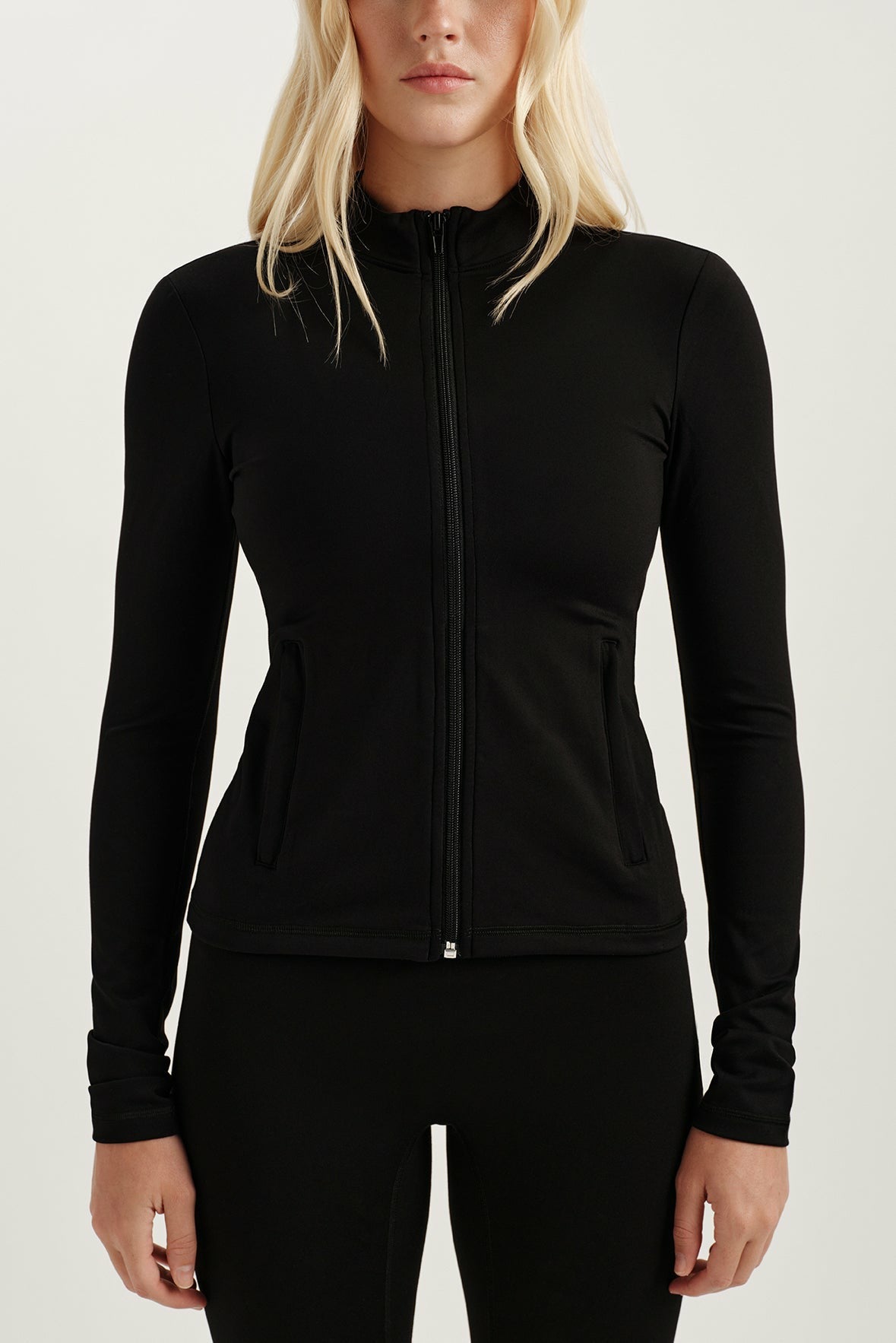 SET ACTIVE For Sale | SPORTBODY® SPORTY WARM UP - ONYX
