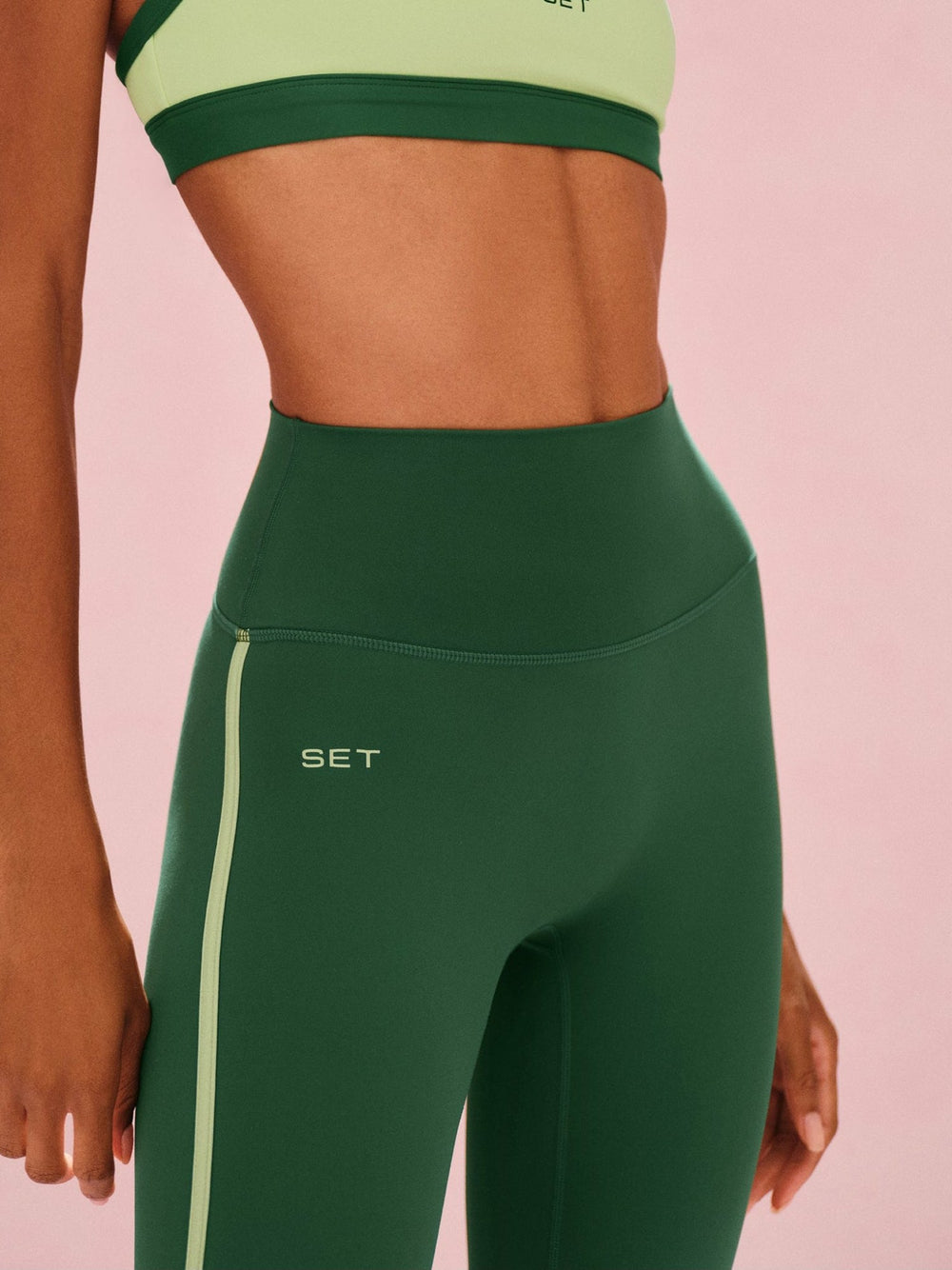 SET ACTIVE Sale | SPORTBODY® SPORTY STRIPE LEGGINGS - LAWN