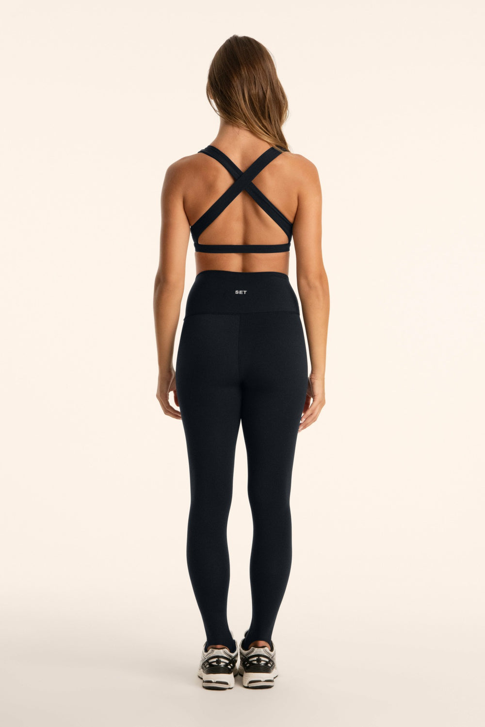 SET ACTIVE Website Store | BREATHE 1.0 PARKE STIRRUP LEGGINGS - ONYX