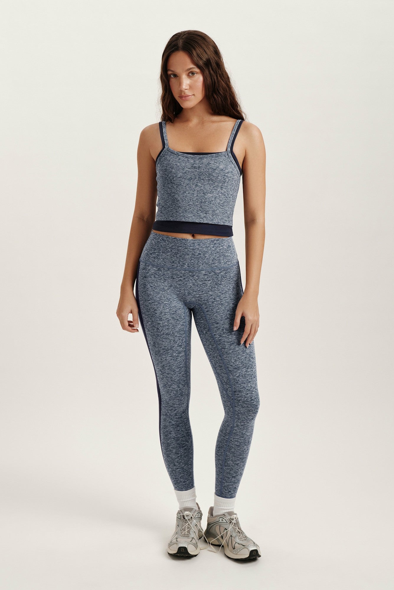 SET ACTIVE US | FORMCLOUD® CLOUD LAYER STRAPPY TANK - TETHER